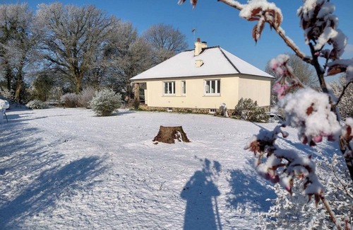 Les Genettes Maison | Les Gigueres | Wi-Fi, Fireplace, Big garden