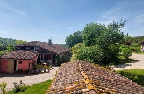 Monties Appartement | Les Gites de Campardon - Tournesols et Coquelicots
