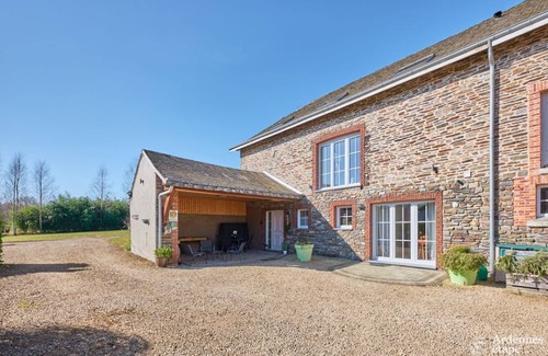 Tillet Maison | Le gîte familiale au cœur de la nature sous la grange