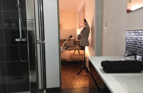 Verteuil-sur-Charente Lit Et Petit-Déjeuner | Les Halles Chambre D'hôtes