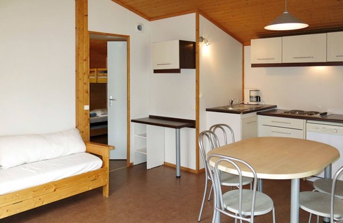 Beynat Maison | Les Hameaux de Miel-Chalet 6 pers. by Interhome