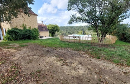Baneuil Maison | Les Hauts de Couze, vieilles pierres, pleine nature