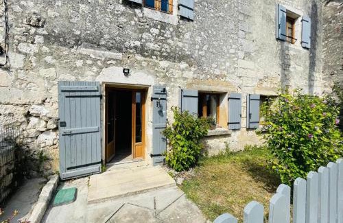 Saint-Cernin-de-Labarde Appartement | Les Hirondelles