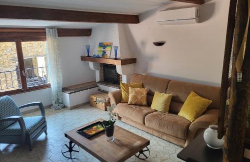 Bayons Appartement | Les Irlandais-Appartement Bayons