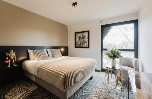 Le Vaudreuil Hôtel | Les Lodges de Socrate