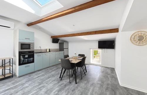 Anglade Appartement | Les Lys - Charme et confort au cœur du Blayais