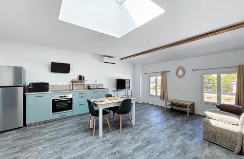 Anglade Appartement | Les Magnolias - Charme et Confort au cœur du Blayais