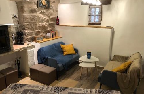 Villefranche-de-Conflent Maison | Les Maisons du Conflent, maisons familiales en pierre au coeur des remparts