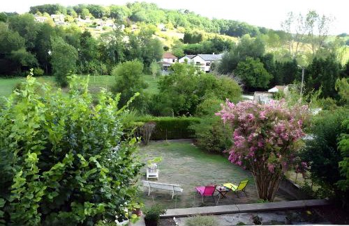 Saint-Germain-du-Salembre Maison | Les Mille Et Une Collines
