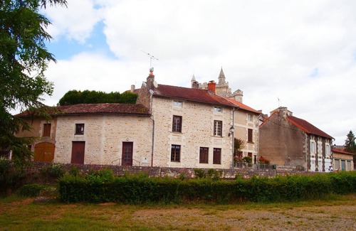 Valdivienne Maison | Les Nénufars de la Chalette - Superbe maison de campagne