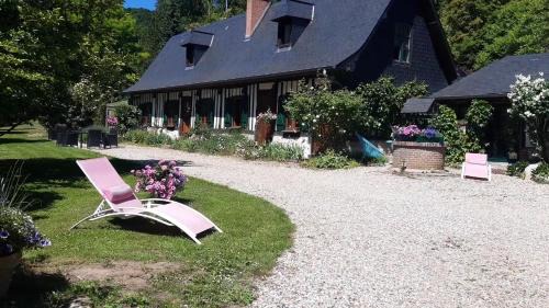Touffreville-la-Corbeline Maison | les orchidees sauvages