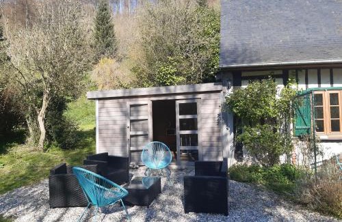 Touffreville-la-Corbeline Maison | les orchidees sauvages