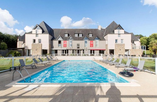 Epiniac Hôtel | Les Ormes Domaine et Resort