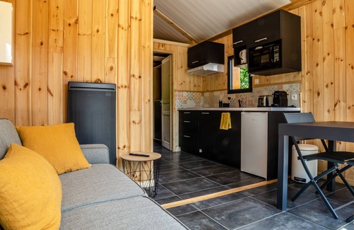 Aspres-les-Corps Chalet De Ski | Les Petits Ecrins avec spas privatifs