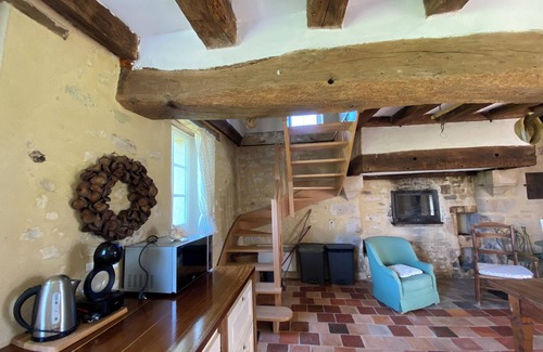 Saint-Flovier Maison | Les Raffoux: Countryside Escape with Pool & large garden near Loire Castles
