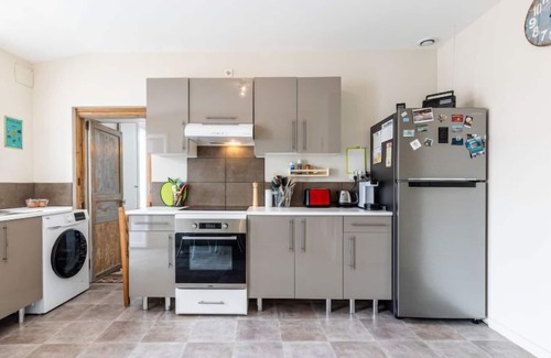 Arvert Maison | Les Rosiers by Interhome