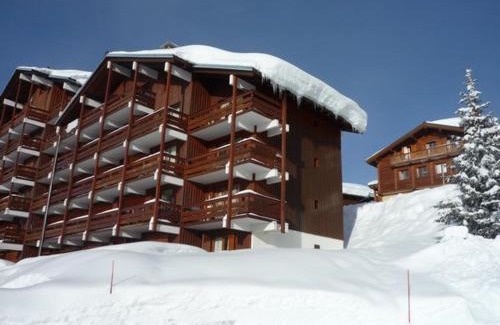 Les Saisies Appartement | Les Saisies - Grand Studio Cabine 4 pers avec balcon sud - FR-1-293-117