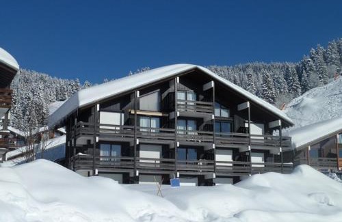Les Saisies Appartement | Les Saisies - Studio Cabine avec Garage pour 4-5 personnes, ensoleillé, vue sur pistes, non fumeur - FR-1-293-152