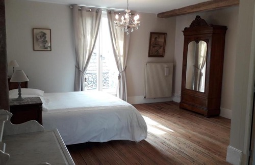 Cormeilles-en-Vexin Lit Et Petit-Déjeuner | Les Salons Fleuris