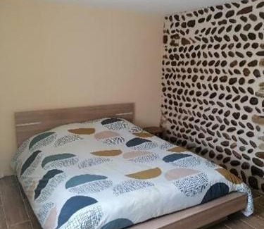 Saint-Bonnet-de-Valclerieux Appartement | Les Sentiers Drômois
