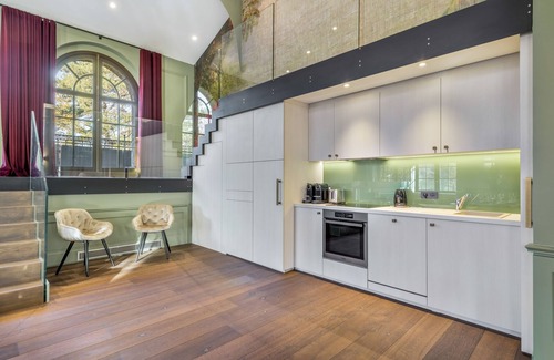 Saint-Rambert Maison | Les Suites de l'Île Barbe