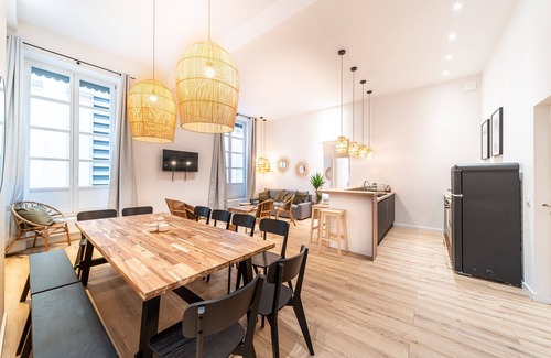1st Arrondissement Appartement | Les Suites de l'Opéra appartement Barbara 10 pers