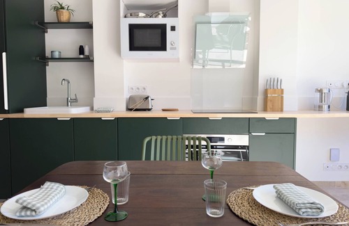 Aigues-Mortes Medieval City Appartement | Les Suites du 13