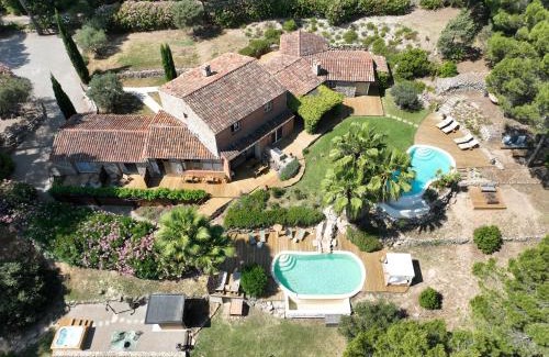 Lorgues Lit Et Petit-Déjeuner | LES TERRASSES DE LORGUES - B&B de charme en Provence