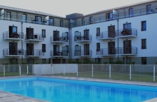 Concarneau Appartement | Les Thermes 421 - Appt pour 4 avec piscine partagée