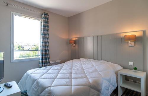 Concarneau Appartement | Les Thermes 521 - Appt proche plage avec piscine partagée