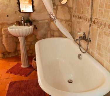 Gennes-Val-de-Loire Lit Et Petit-Déjeuner | Les troglos de Cumeray