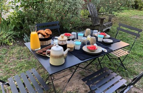 Rochecorbon Lit Et Petit-Déjeuner | Les Troglos de la Tufolière