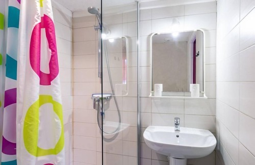 Elliant Maison | Maison Les Trois Baudets (ELI100) à Elliant - 4 personnes, 2 chambres