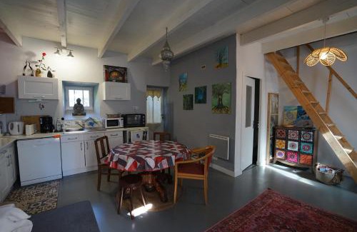 Premian Maison | Les volets bleus