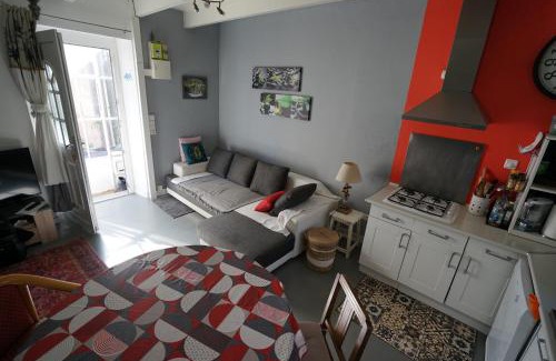 Premian Maison | Les volets bleus