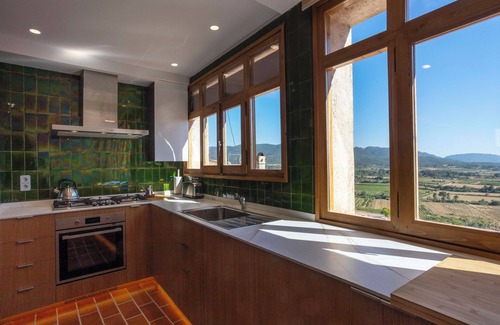 Barbera de la Conca Maison | Les Voltes II-3-Bedroom Gem in Hilltop Wine Village with Stunning Views
