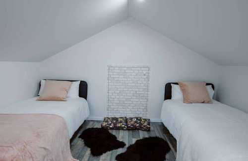 Hesingue Appartement | Leslodgespa, La Newyorkaise, parking and more...