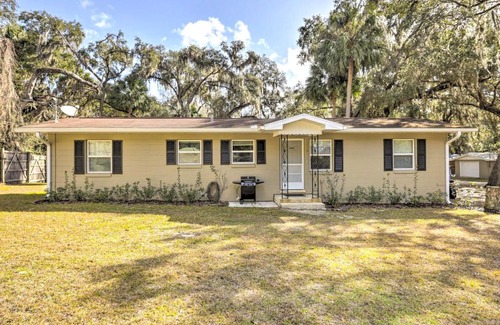Summerfield Maison | Less Than 1 Mi to Lake Weir Quiet Summerfield Getaway