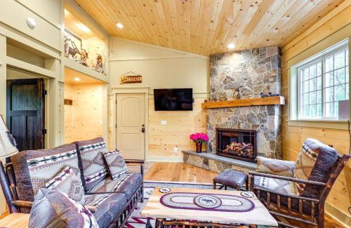 North Pole Appartement | Less Than 5 Mi to Whiteface Mtn Resort Cabin-Style Apt