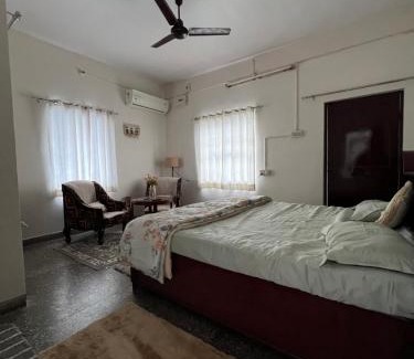 Pilani Appartement | Less than 500m from BITS Campus