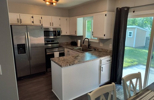 West Lincoln Maison | Less than 7 minutes to Pinnacle Bank Arena, Memorial Stadium, LNK, I-80