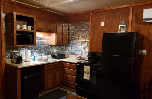 Newcomb Maison | Moins d'un mile de Royal Blue Riding Trails et TWRA TrailHead