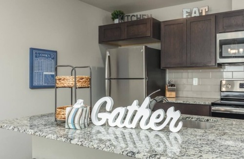 Tri-Cities Maison | Let's Gather - Centrally Located & Pet Friendly.