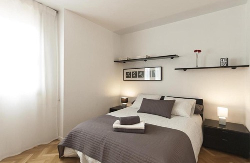 Sant Marti de Provencals Appartement | Lets holidays apartment in Sant Martí