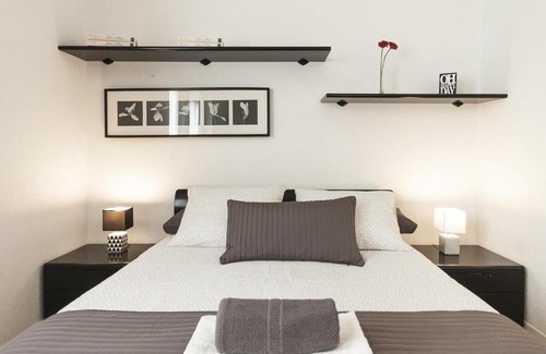 Sant Marti de Provencals Appartement | Lets holidays apartment in Sant Martí