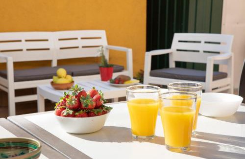 Navas Appartement | Lets Holidays Terrace Barcelona