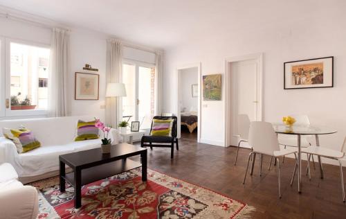 Les Corts Appartement | Letsgo Camp Nou Apartment