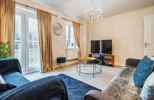Peterborough Appartement | Letto Serviced Accommodation -Sleeps 7 - PE7 - FREE Parking