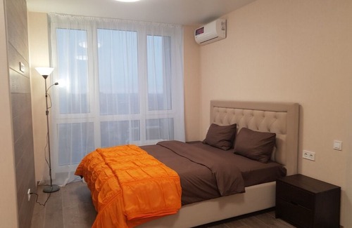 Pozniaky Maison | Level 23 - Sky View Apartment