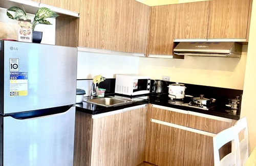 Pasay Copropriété | Levi & Moon's Chill with beautiful view
